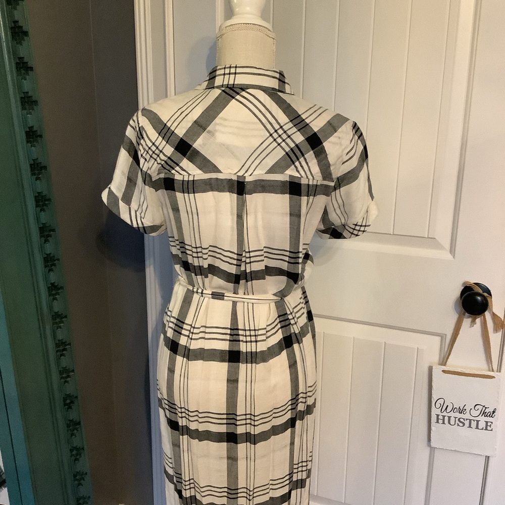 Anthropologie Black and‎ White Midi Dress - Picture 6 of 8